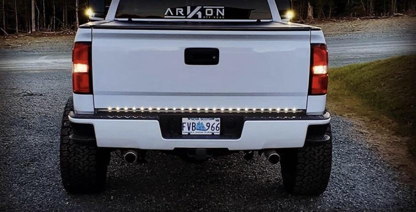 Universal LED Car Tailgate Light Bar-Greetlight